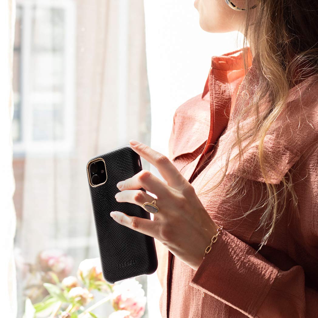 SELENCIA Coque arrière Gaia pour iPhone 11 Pro, noire, aspect serpent