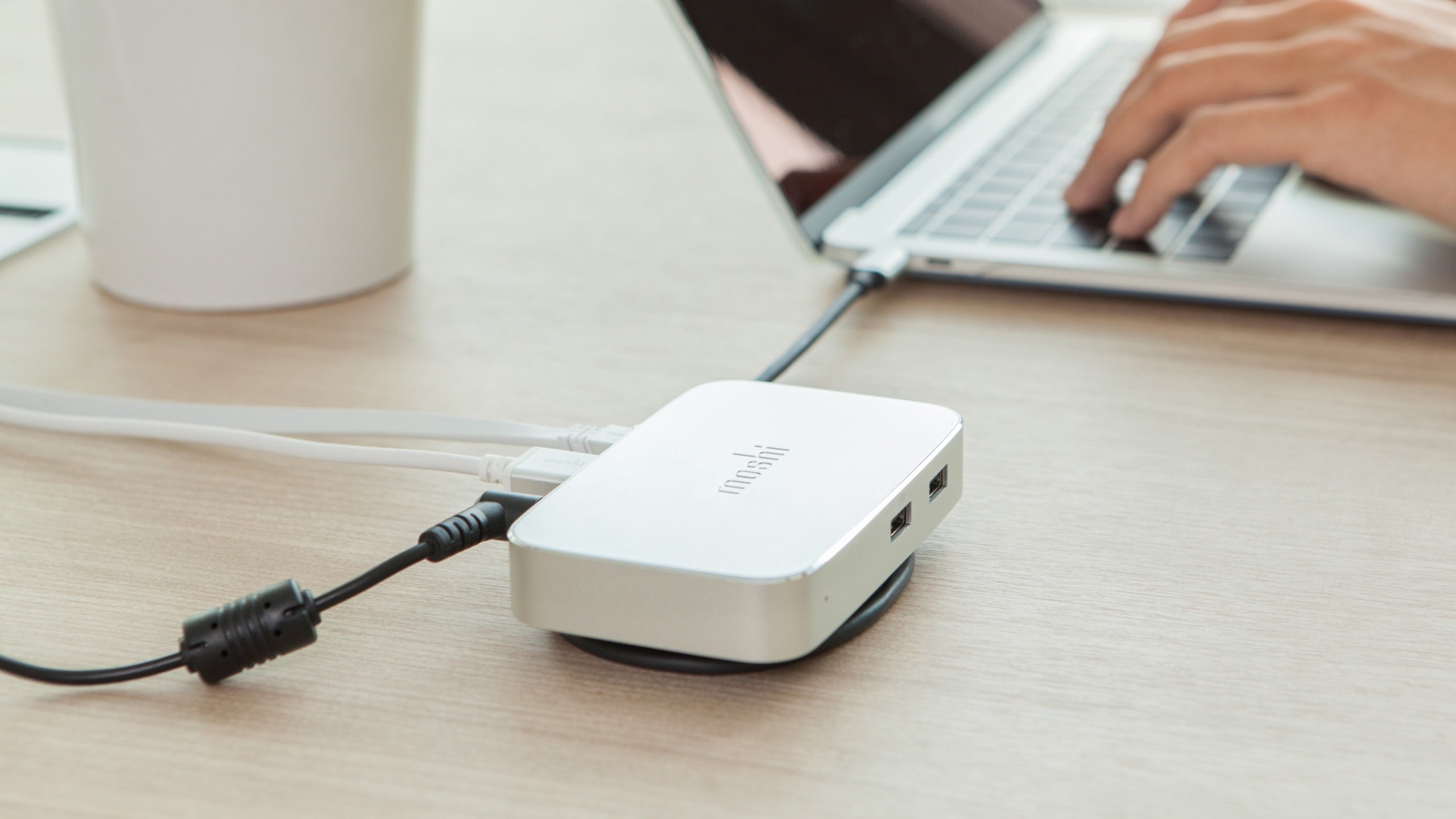 Moshi Hubs and Docks Symbus Compact USB-C Dock station d’accueil EU/UK