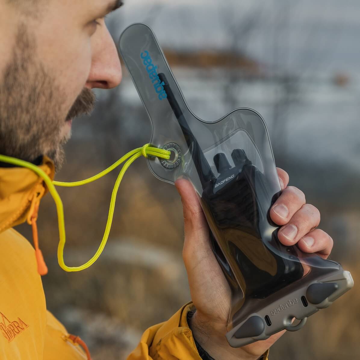 Aquapac 2-Way VHF Radios Mini Waterproof VHF Case étui radio avec cordon