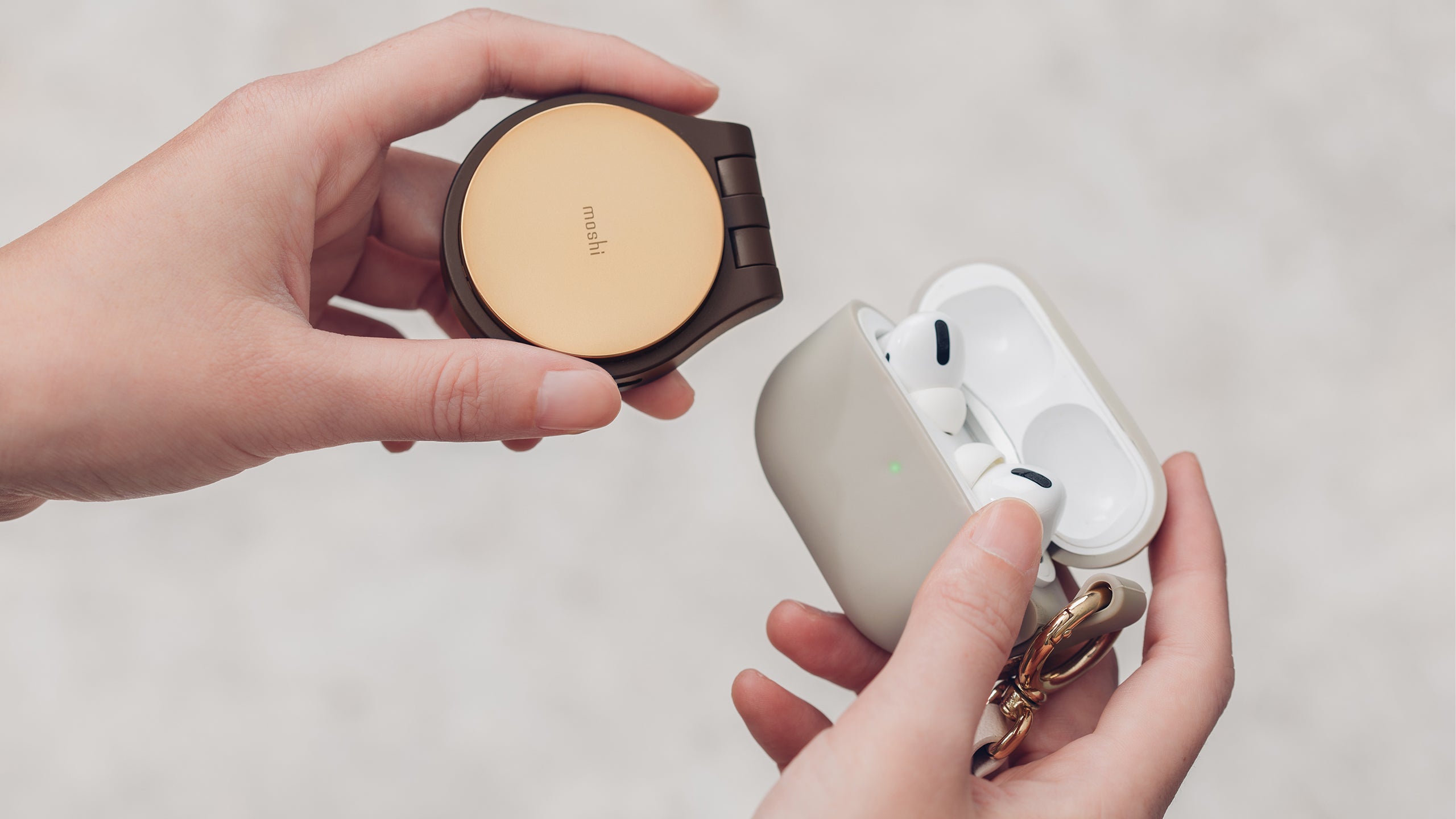 Moshi Audio Orbito BT TX adaptateur audio Bluetooth Titan Gold