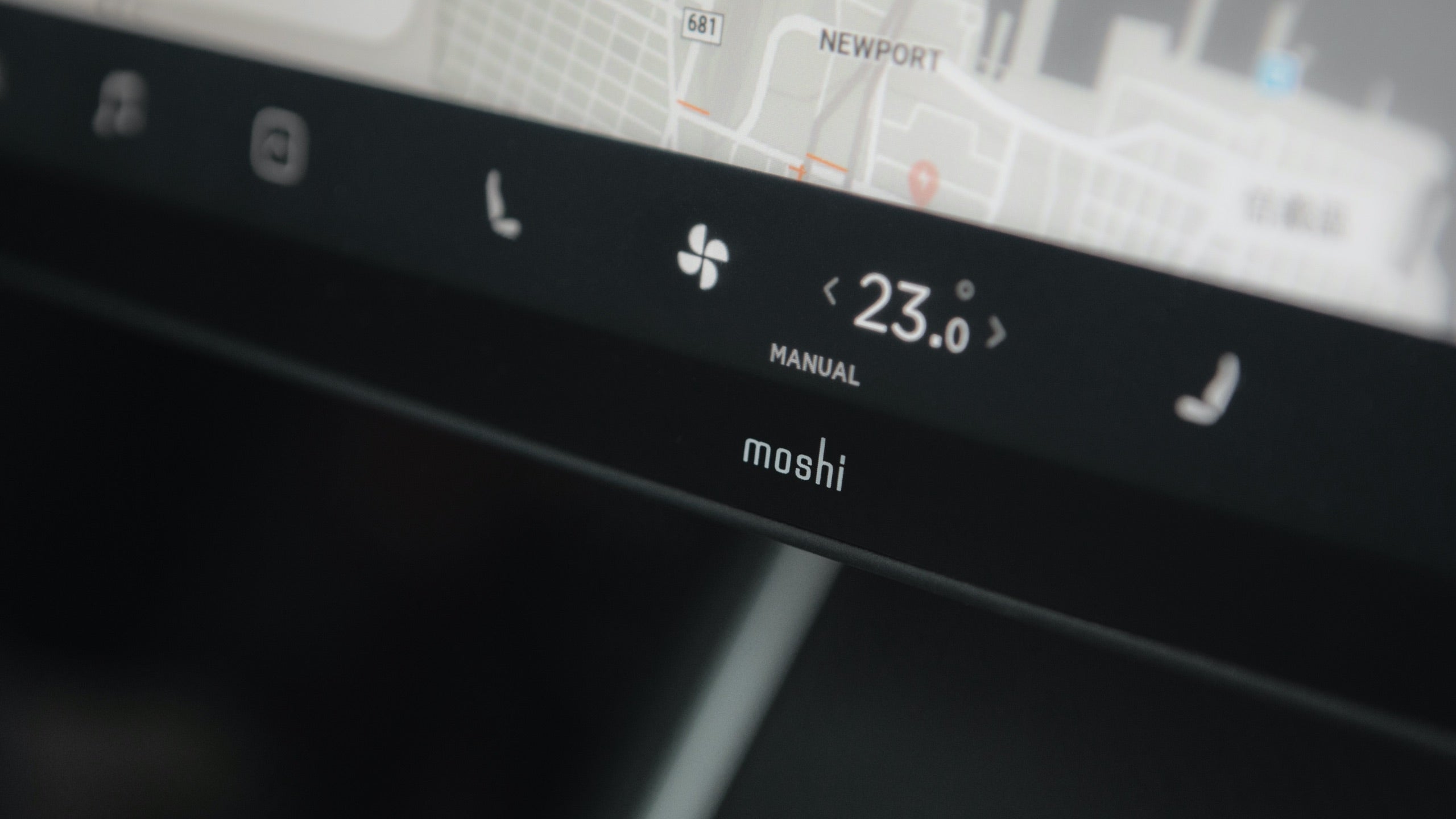 Moshi Screen Protectors iVisor AG for Model 3/ Y protection écran Tesla Model 3/Y Black