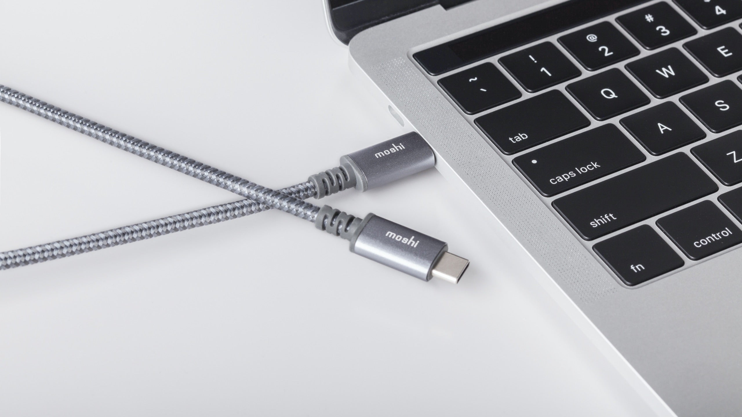 Moshi Integra™ câble USB-C 1 m argent jet 60 W