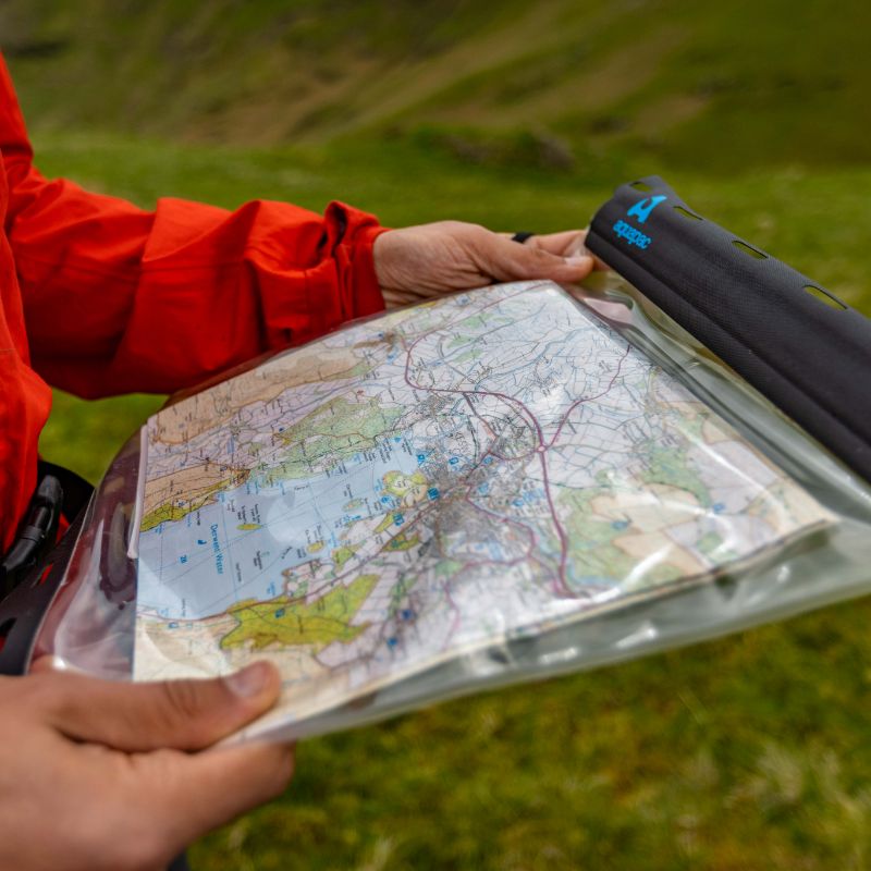 Aquapac Maps étui carte étanche large IPX6 avec cordon