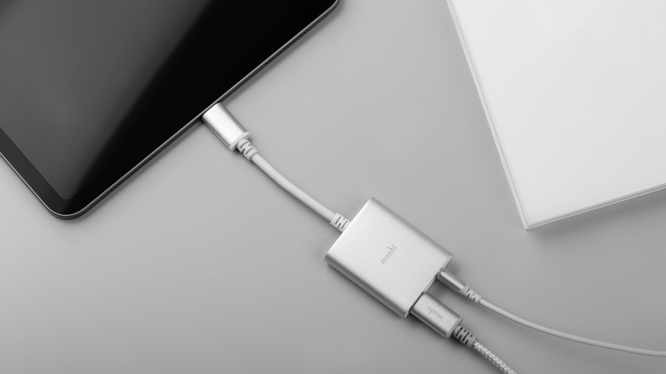 MOSHI Cables and Adapters USB-C to 3.5 mm Audio Adapter with USB-C Charging adaptateur audio argent