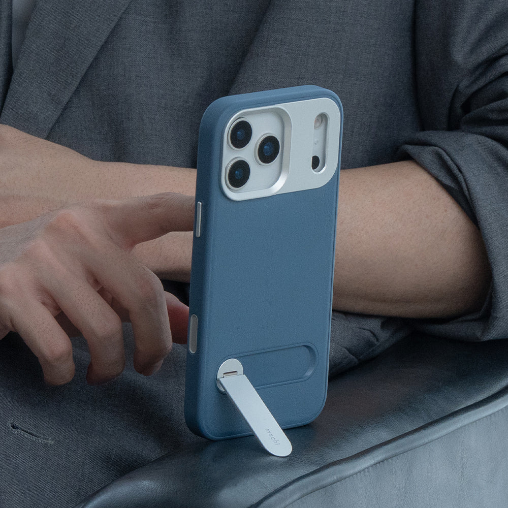 Moshi Cases Kameleon Kickstand Case coque iPhone 17 Pro brune MagSafe