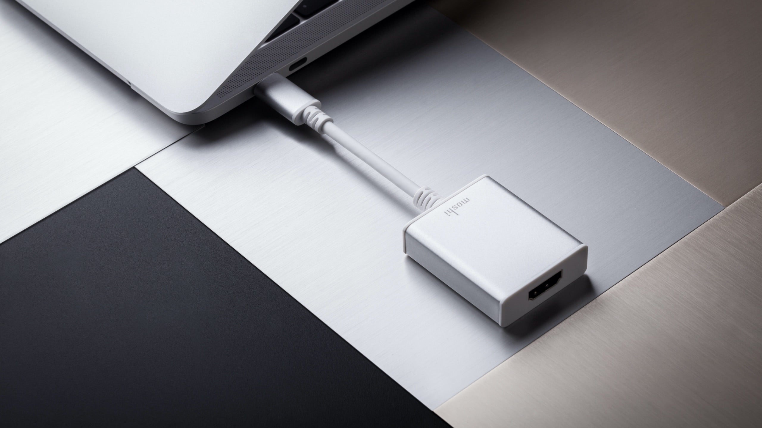 Moshi Cables and Adapters USB-C to HDMI Adapter adaptateur USB-C HDMI argent 4K 60 Hz