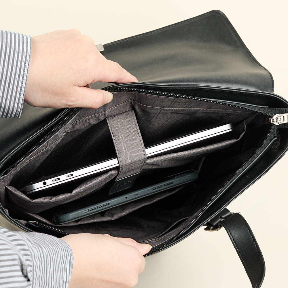 MOSHI Bags Aresta Convertible Laptop Tote sac ordinateur convertible noir