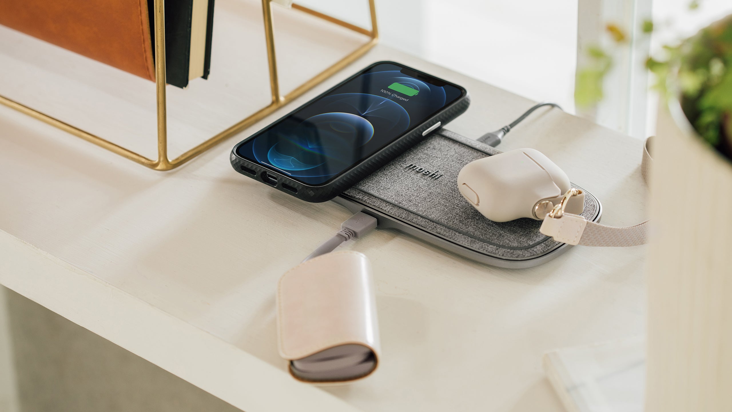 Moshi Chargers Sette Q Dual Wireless Charging Pad chargeur sans fil 15 W Nordic Gray