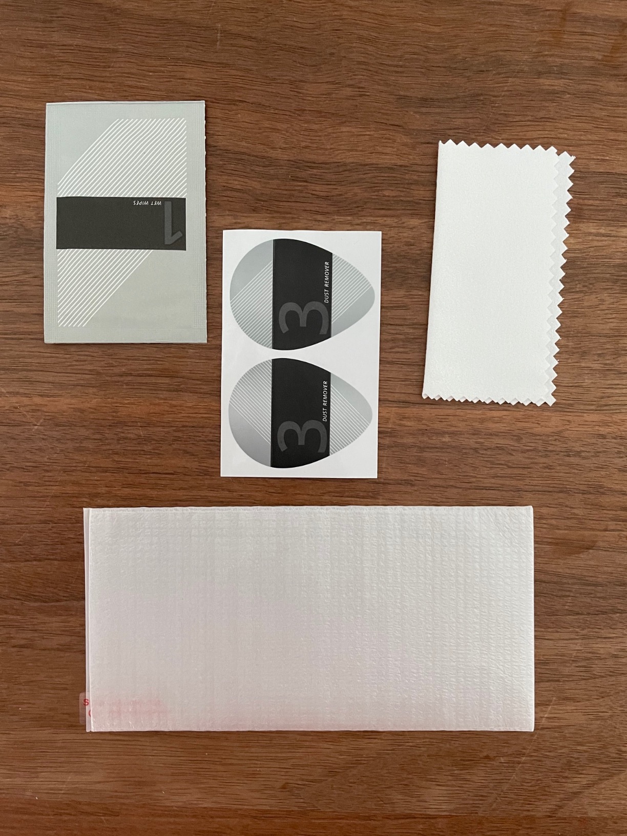 SELENCIA Protection d'écran en verre trempé iPhone 8/7 anti-traces