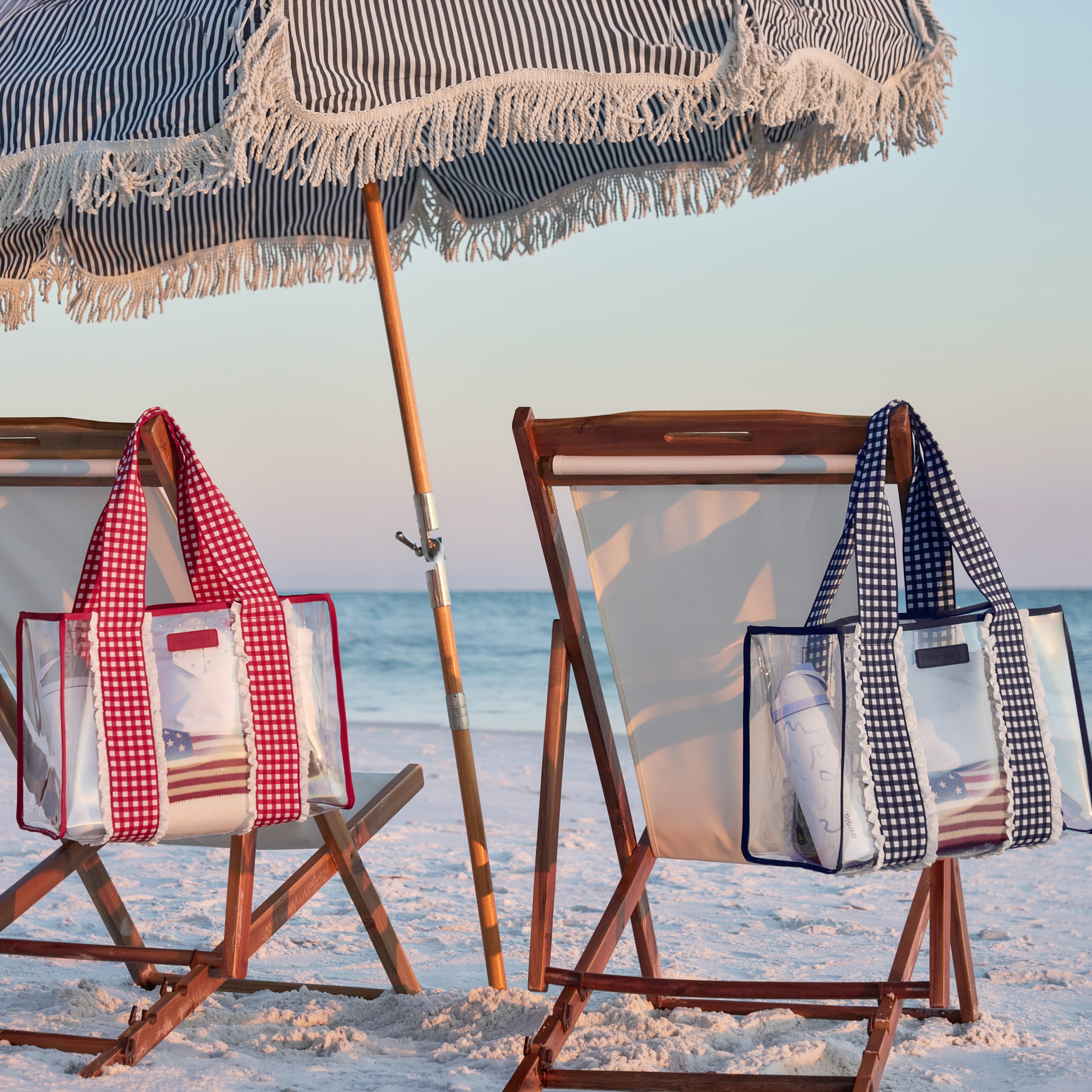 CASE-MATE Bundles The Tote Duo sacs cabas Navy Gingham & Cherry Gingham