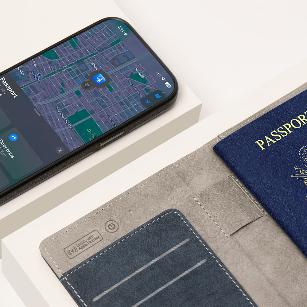 MOSHI Card Holders and Keychains Passport Finder Holder porte-passeport bleu nuit MagSafe