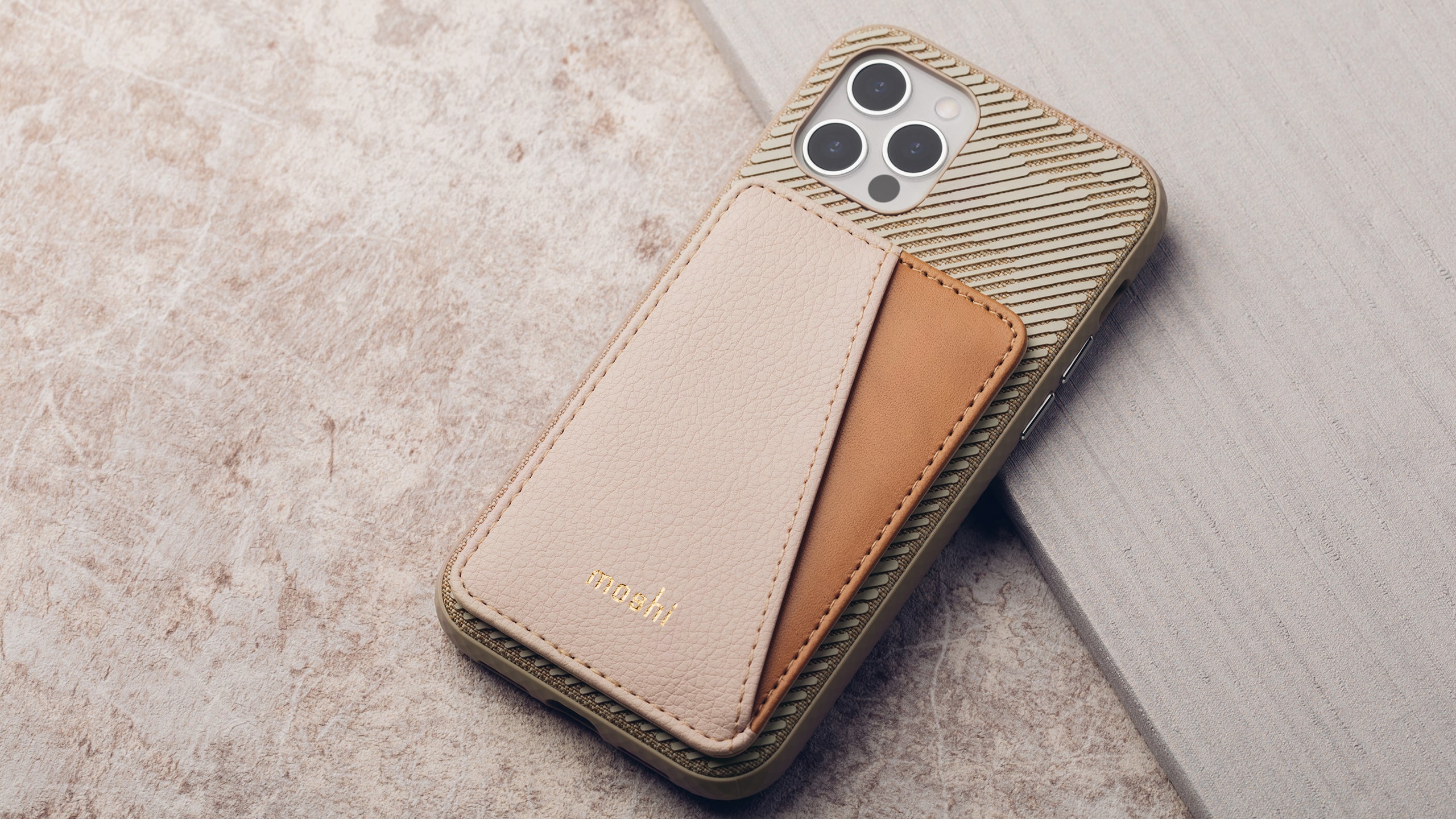 Moshi Wallets SnapTo™ Magnetic Slim Wallet porte-cartes caramel brun magnétique