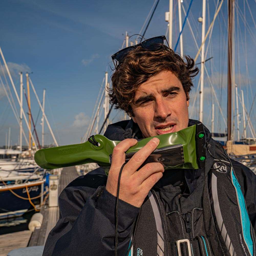 Aquapac 2-Way VHF Radios étui radio VHF noir avec cordon